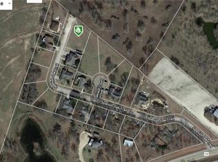 126 Spanish Oak Trl, Cameron, TX 76520