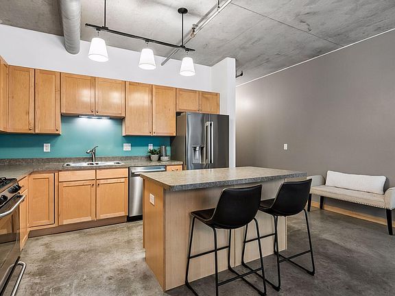 4th image of 720 N 4th St Unit 108