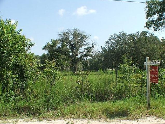 2nd image of 15700 Hays Rd