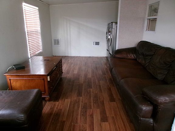 4th image of 2701 34th St N #26