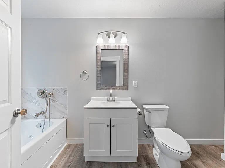 427 SE Inlet Ave — Photo 29