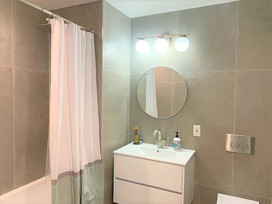 Rented by Corcoran | media 28