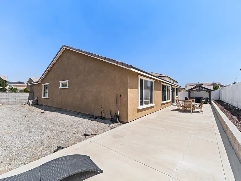 4825 Magnum Way — Photo 28
