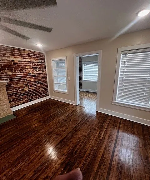 2529 E Admiral Pl #A — Photo 58