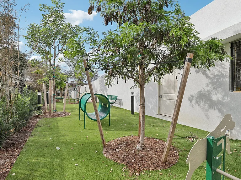 101 Dania Beach — Photo 122
