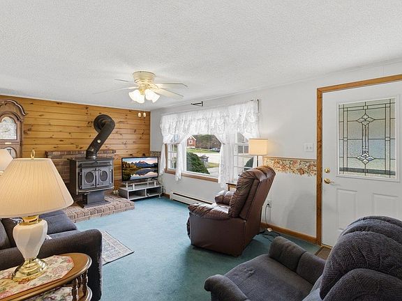 3rd image of 1808 East Road