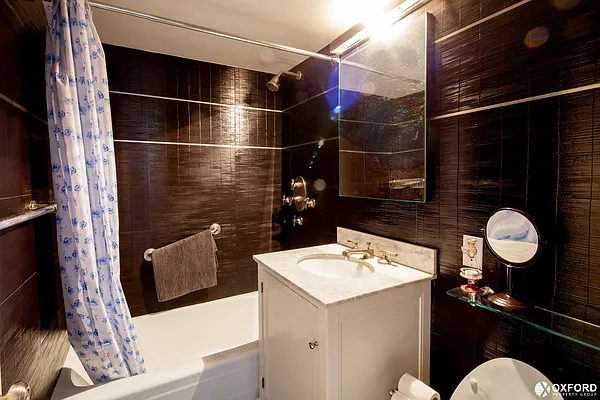 Rented by Oxford Property Group | media 25