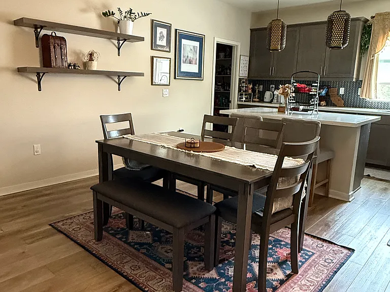 503 Winchester Dr — Photo 15