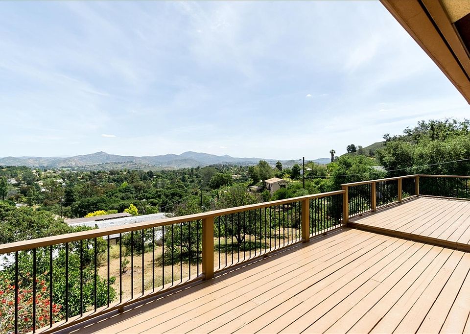 1st image of 2666 Circle Dr