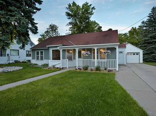 122 Elm St, Pewaukee, WI 53072