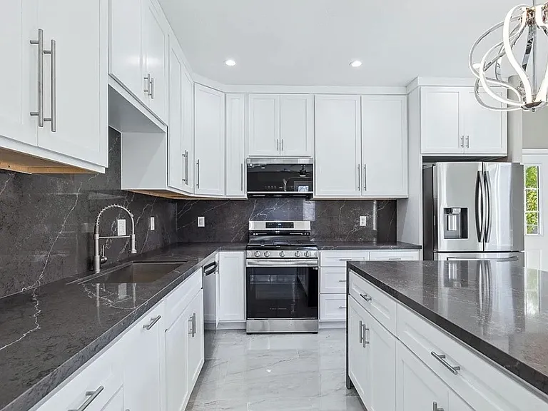 1794 Artesia Dr — Photo 7