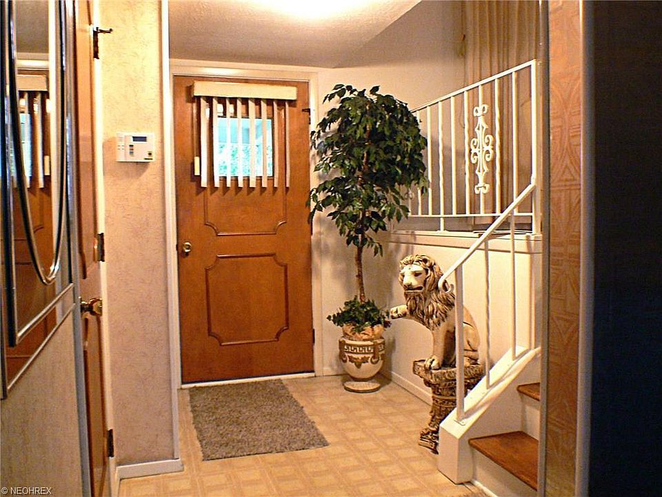 cbs★ 18716 SW 100 Ave #18716, Miami, FL 33157 | Redfin