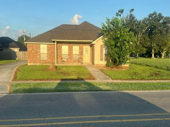 385 N 14th St, Port Allen, LA 70767