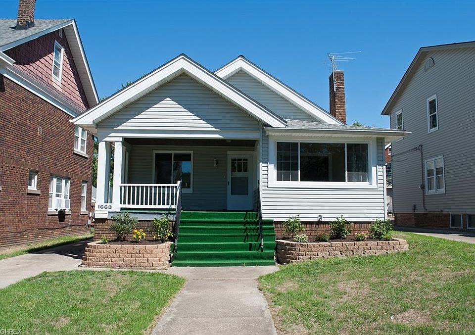 2nd image of 1663 Chesterland Ave