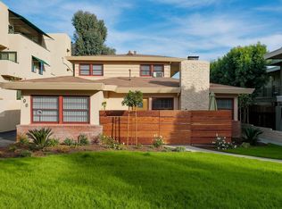 496 S Euclid Ave, Pasadena, CA 91101