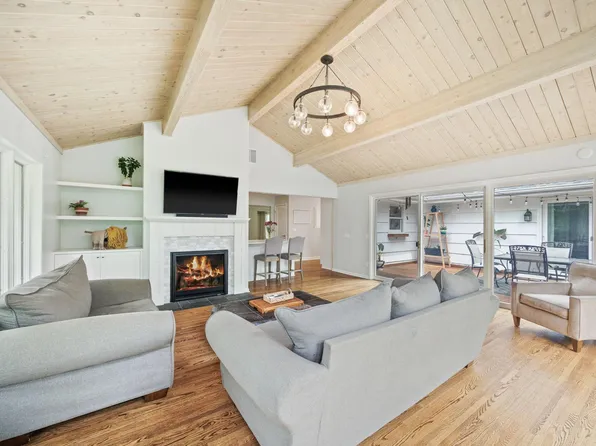 5412 Edenmoor St, Edina, MN 55436