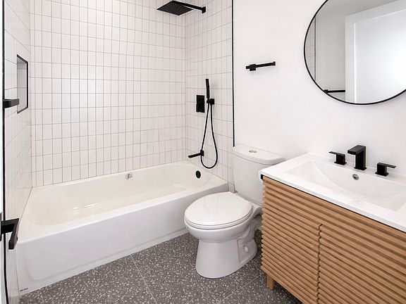 2nd image of 12527 Cranbrook Ave #5