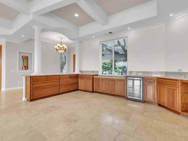 5237 Sunridge Dr — Photo 7