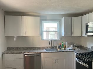 20 Shepherd St APT 1, Gloucester, MA 01930