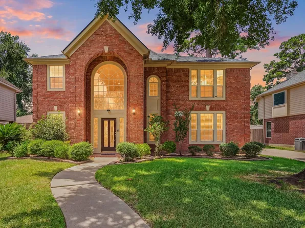 531 W North Hill Dr, Spring, TX 77388