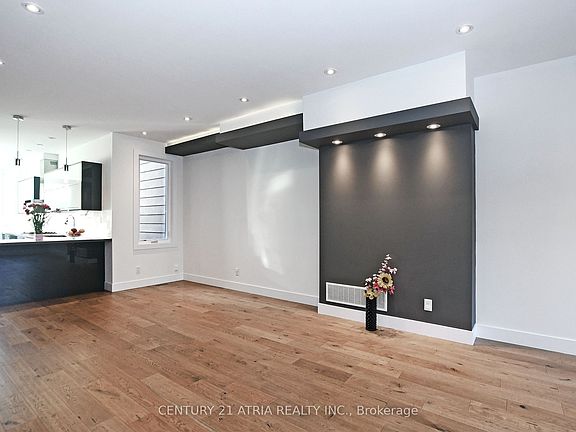 5th image of 10 Palmerston Ave