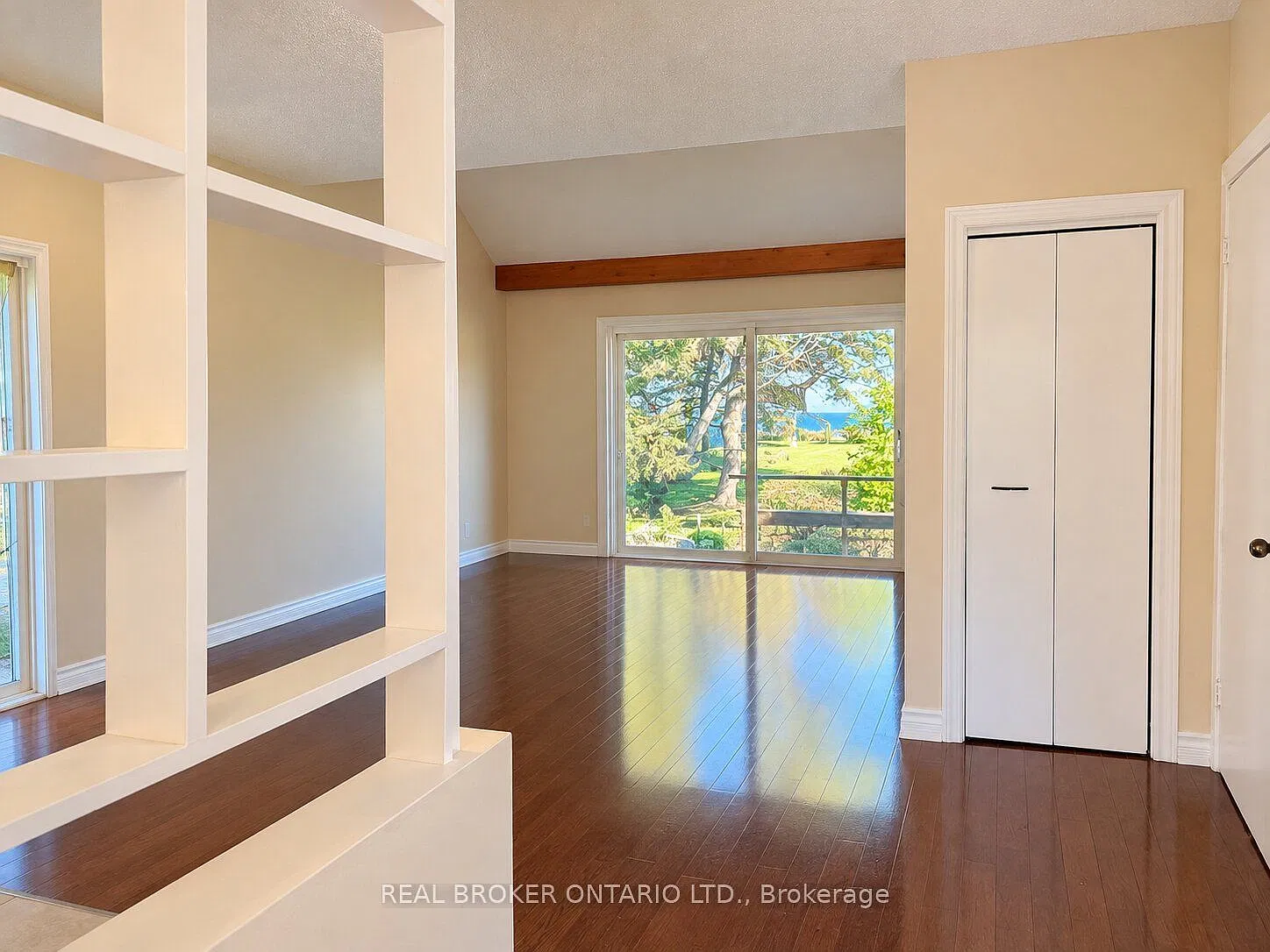 2 bed, $2,250 — Photo 4