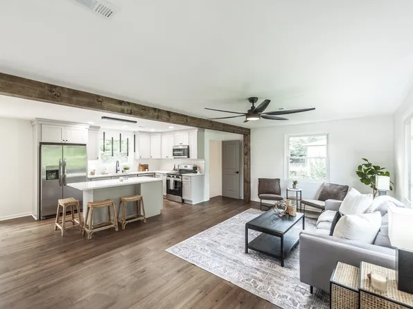 104 Dolphus Dr, Hendersonville, TN 37075
