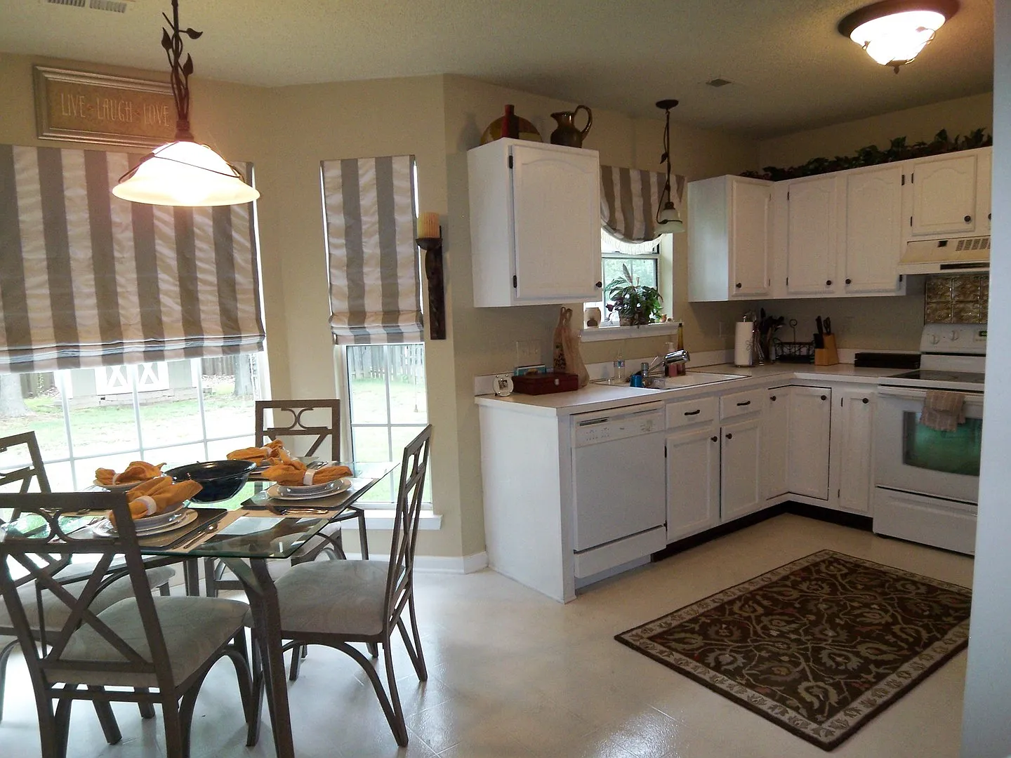 Gem In Lake Park Area! Coming Soon! — Photo 2