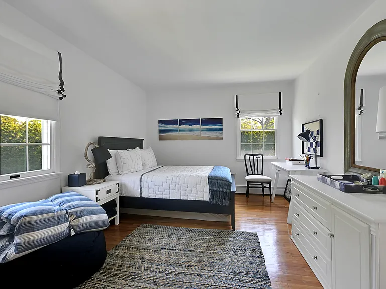 23 Lamb Ave — Photo 11