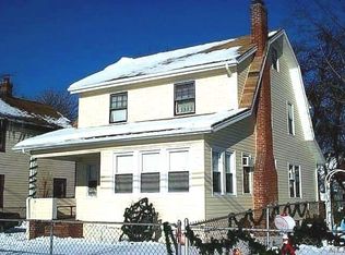 19 Lillian Ave, Freeport, NY 11520