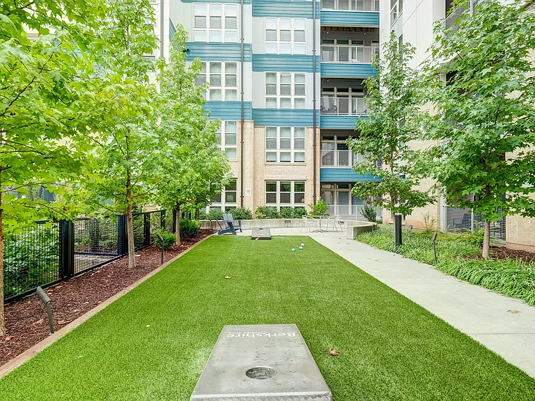 Berkshire Chapel Hill — Photo 19