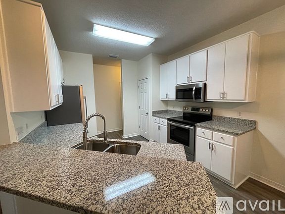 4th image of 91 White Heron Dr