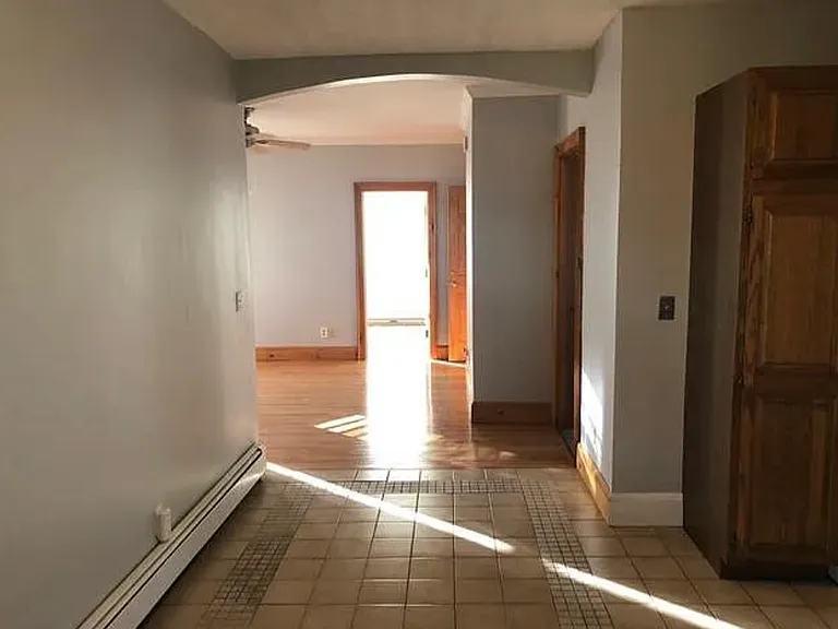 575 Dubuque St #1 — Photo 9