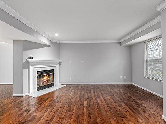 4th image of 5850 Prince George Ct