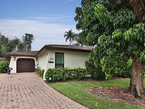2nd image of 27882 Hacienda Village Dr