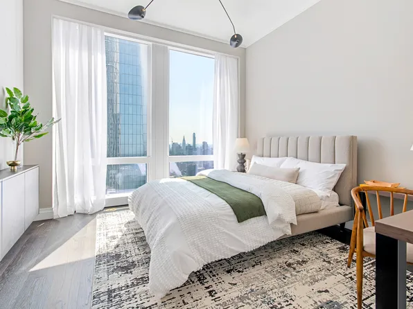 35 Hudson Yards image 11 of 17