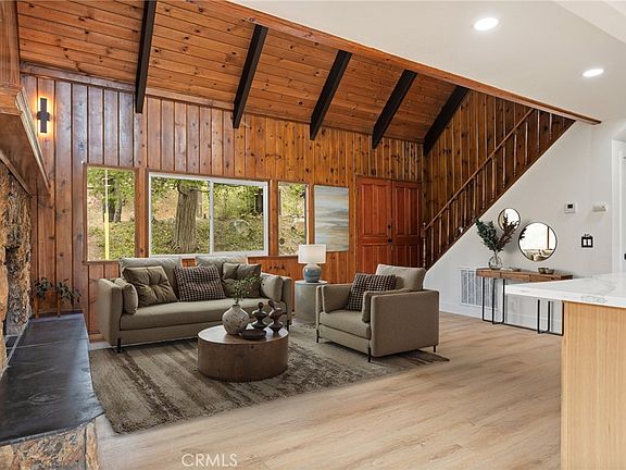 2nd image of 1076 Grass Valley Rd