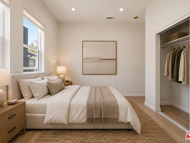 3765 Globe Ave — Photo 8