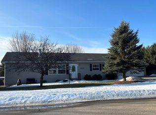 1030 E Robin Ln, Shawano, WI 54166