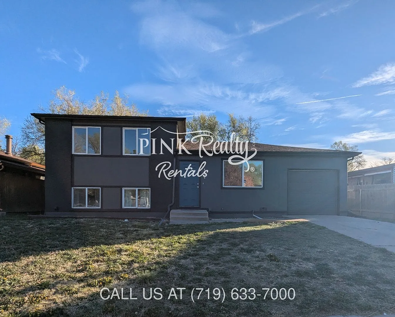 Nice 4-Bedroom Centrally located — Photo 1