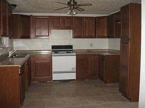 5th image of 6 Martha Ave