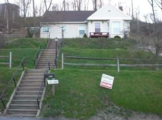 412 S Washington St, Mount Union, PA 17066