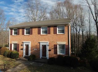 2708 McElroy Dr, Charlottesville, VA 22903
