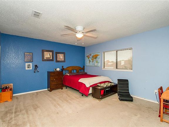 3rd image of 210 Mentor Dr
