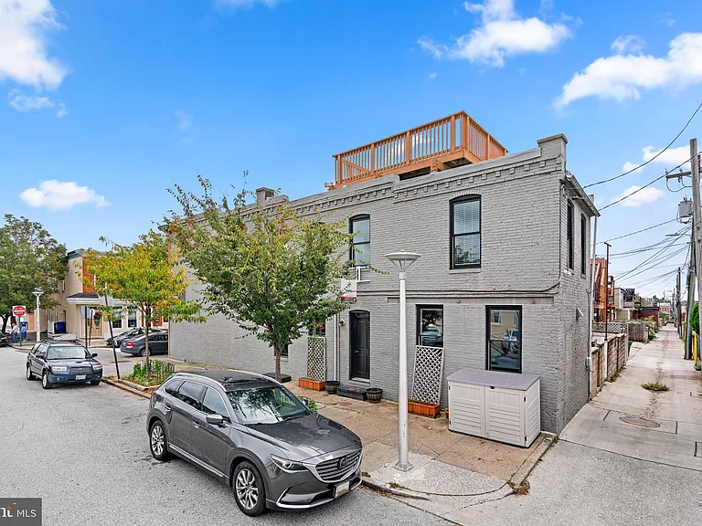 300 S Robinson St — Photo 38