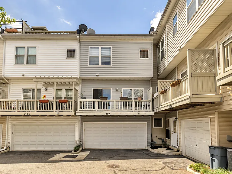 1227 V St NW — Photo 37