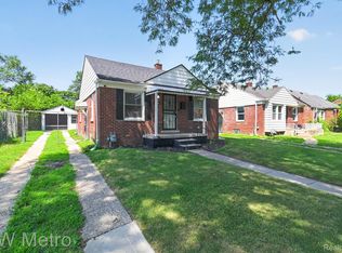 18911 Oakfield St, Detroit, MI 48235