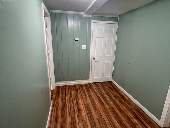 5th image of 105 Cheltenham Rd #105