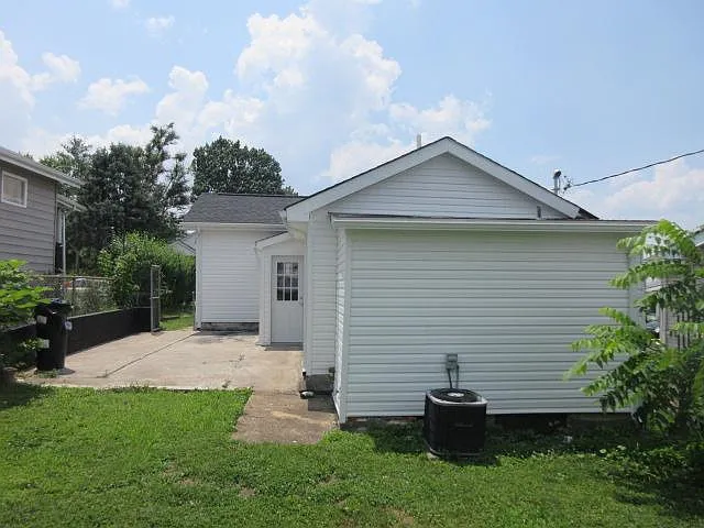 4317 Potomac St — Photo 18