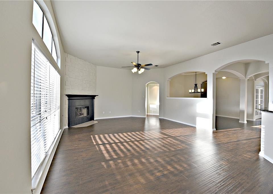 1st image of 8921 Joachim Ln